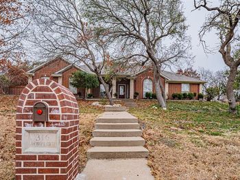 316  Coach House Circle 