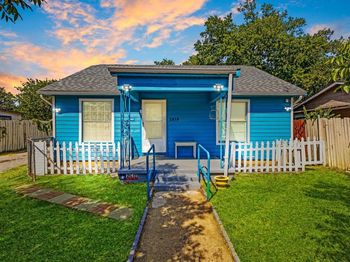 2618 NW 23rd Street 