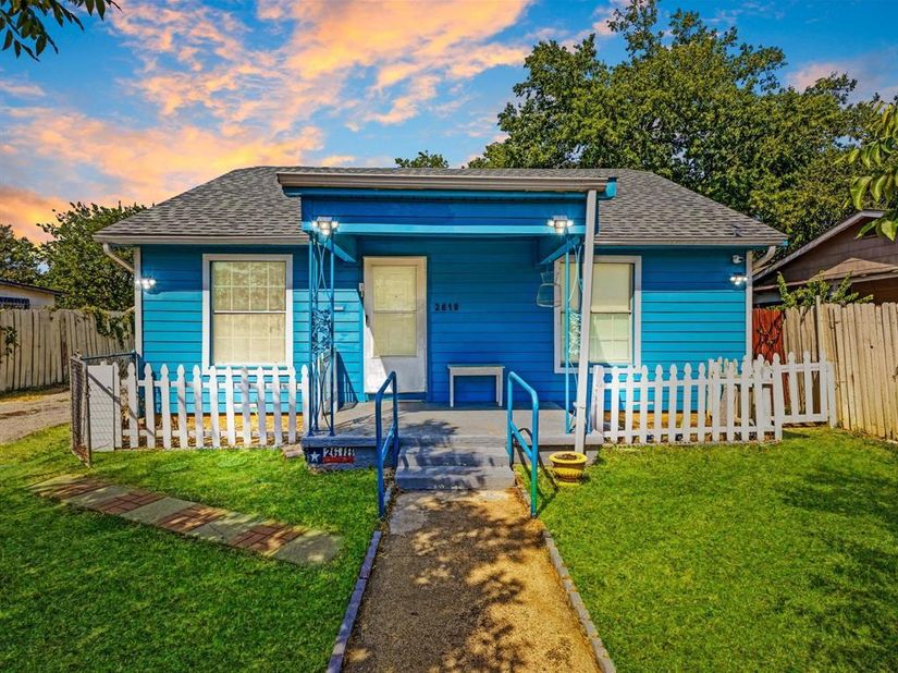 2618 NW 23rd Street , Fort Worth Texas 76106