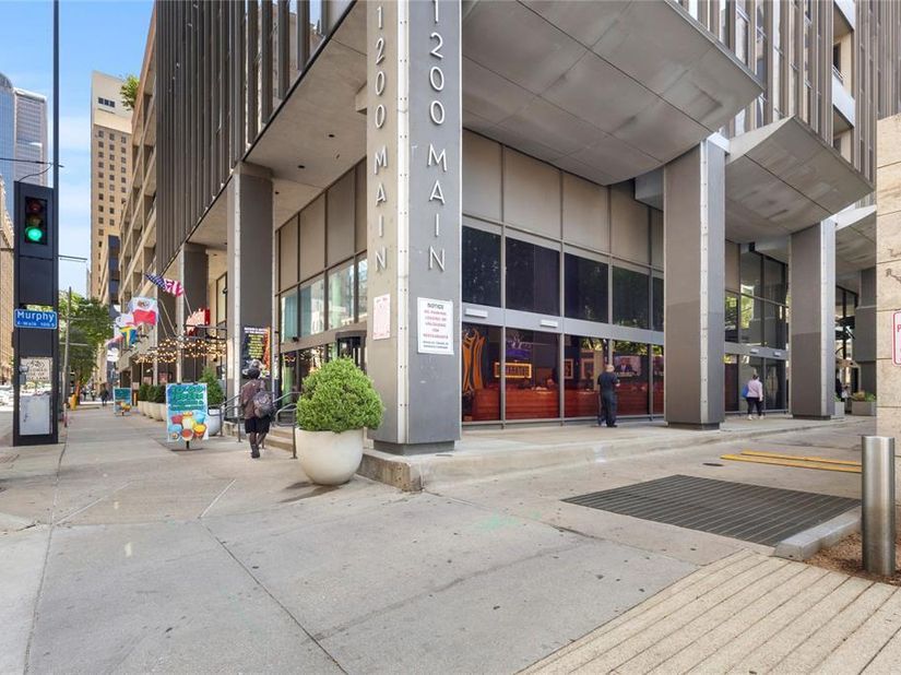 1200  Main Street  1607, Dallas Texas 75202