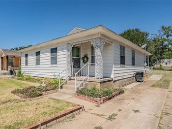 5020  Hartford Drive 