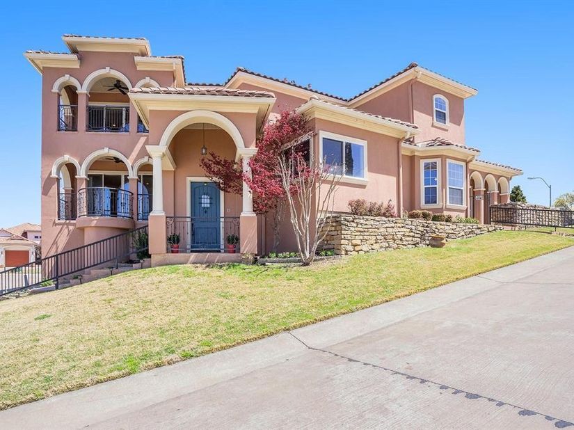 7713  Lakeview Circle , Fort Worth Texas 76179