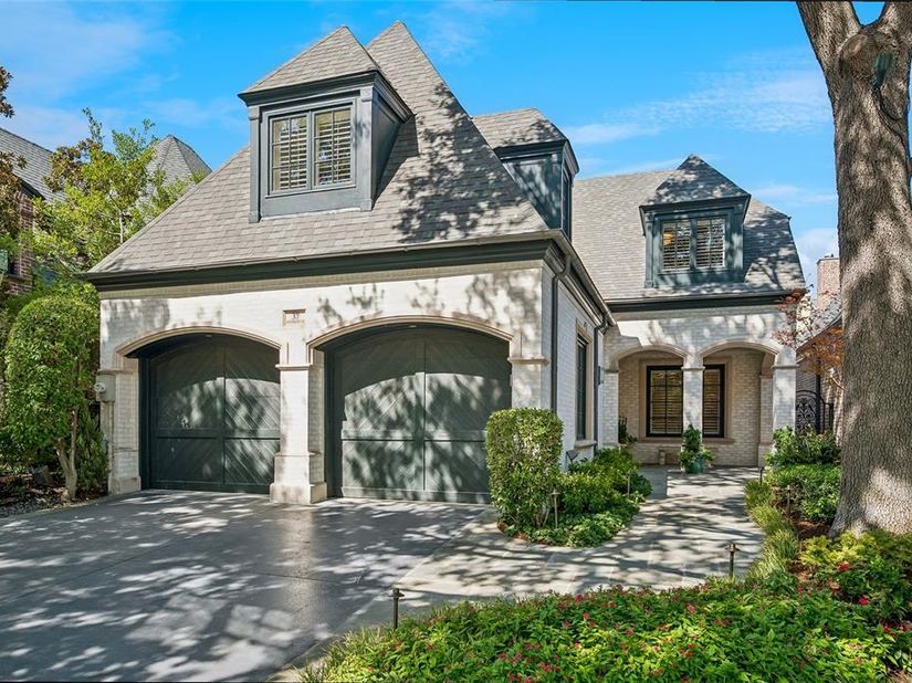 37  Kennington Court , Dallas Texas 75248