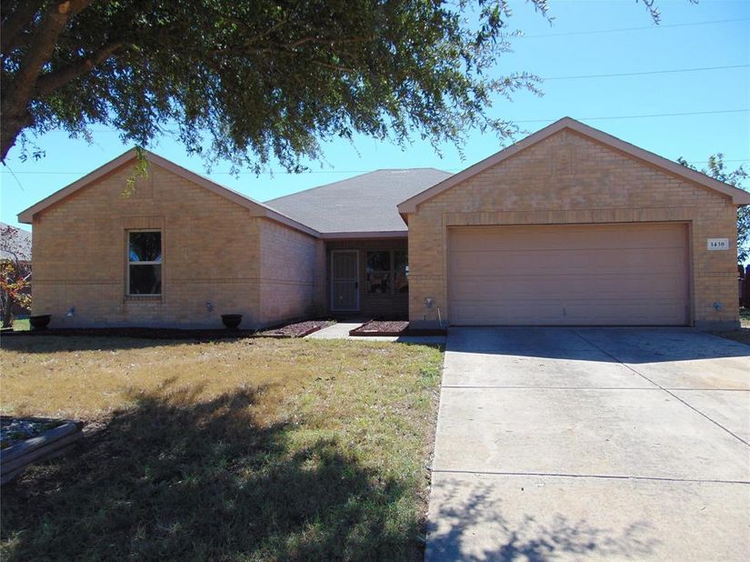 1430  Waldrop Drive , Lancaster Texas 75146