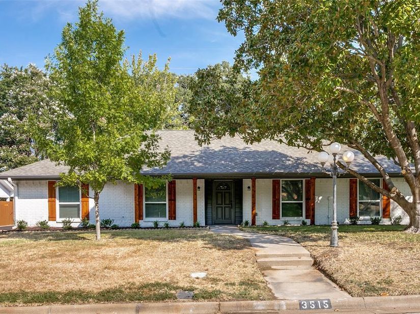 3515  Sheffield Drive , Arlington Texas 76013