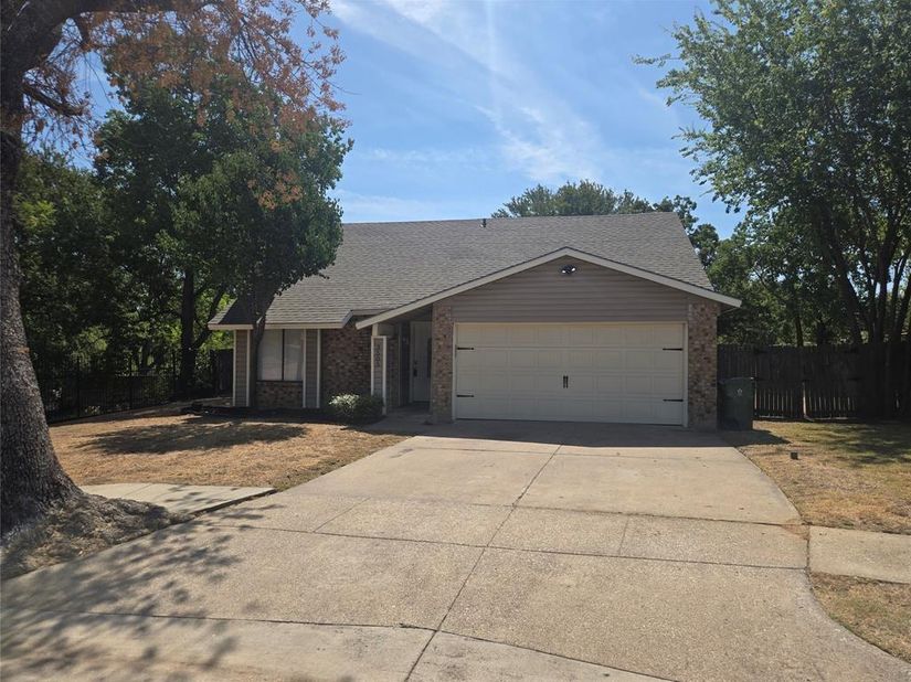3505  Rush Springs Drive , Arlington Texas 76016