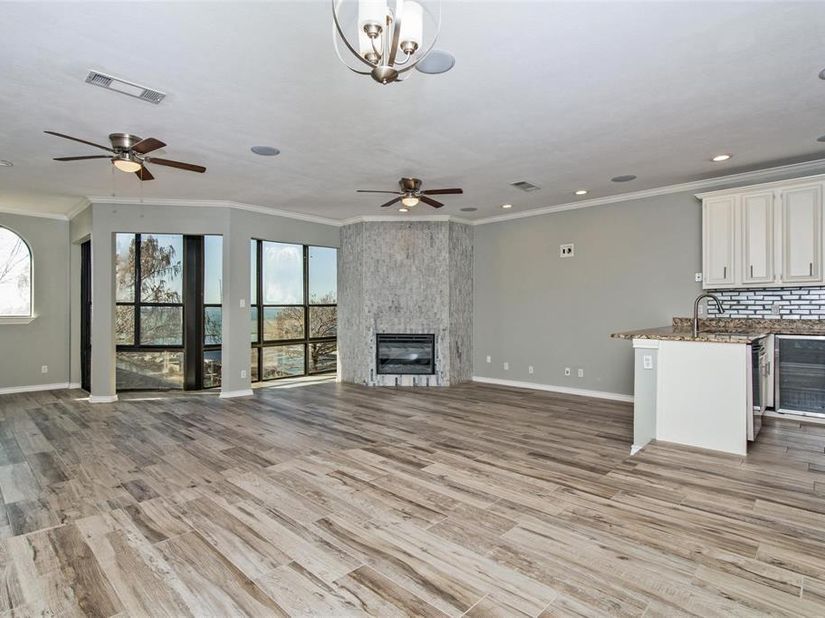 458  Yacht Club Drive  C, Rockwall Texas 75032