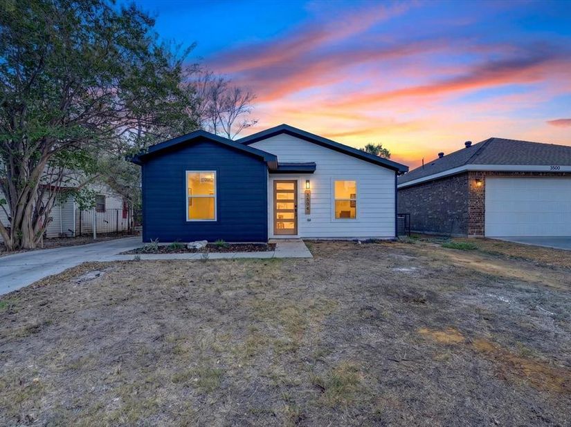 3504  Strong Avenue , Fort Worth Texas 76105