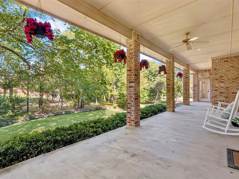 902  Glen Meadow Court , Garland Texas 75044