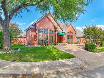 7015  Nicki Street 