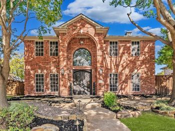 1410  Macrae Court 