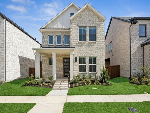 316  Walker Parkway , Celina Texas 75009