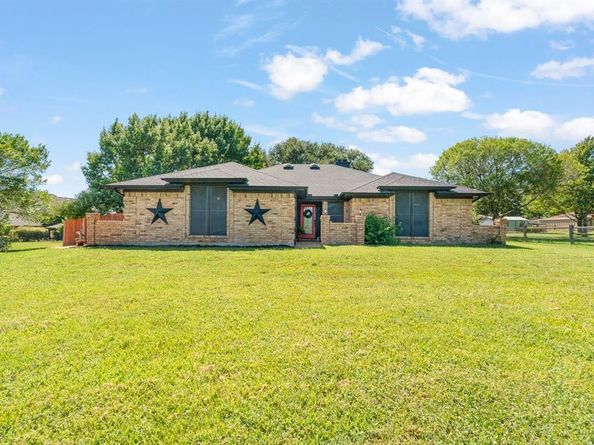7500  Parker Drive E, Burleson Texas 76028