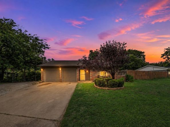 117  Myrtle Court , Hurst Texas 76053