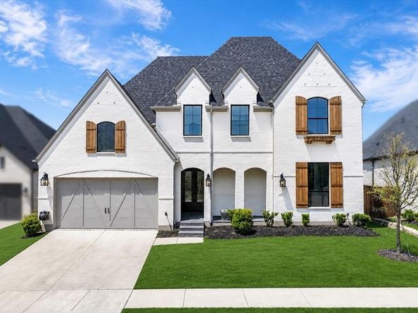 2224  Grey September Street , Celina Texas 75009