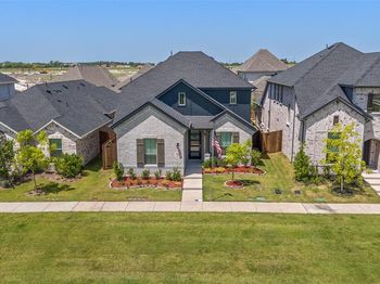 2837  Fargo Mews 