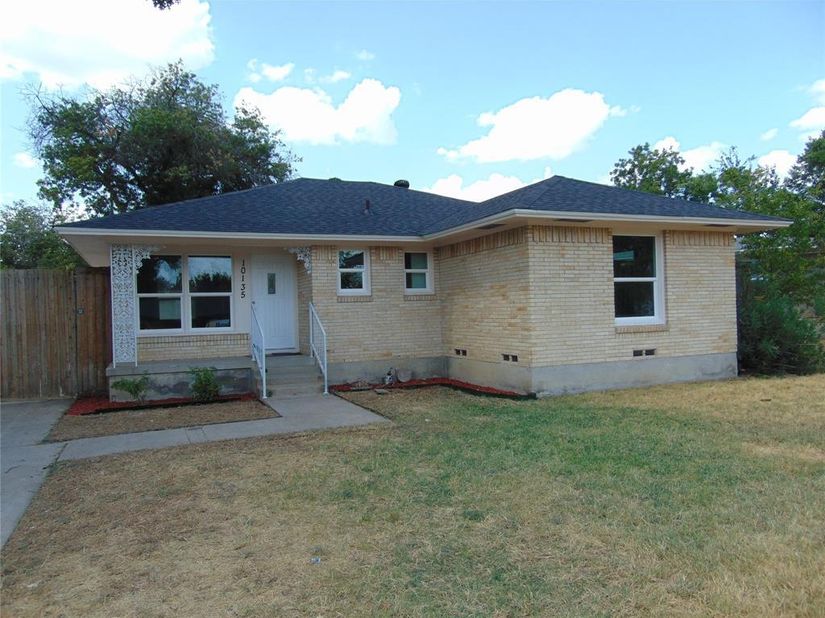 10135  San Juan Avenue , Dallas Texas 75228
