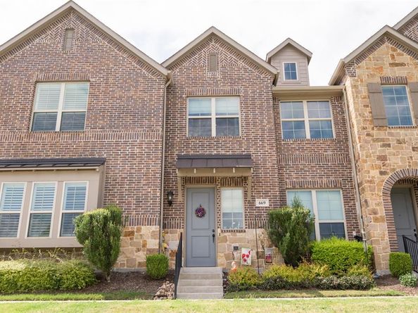 669  Trail Side Drive , Lewisville Texas 75067