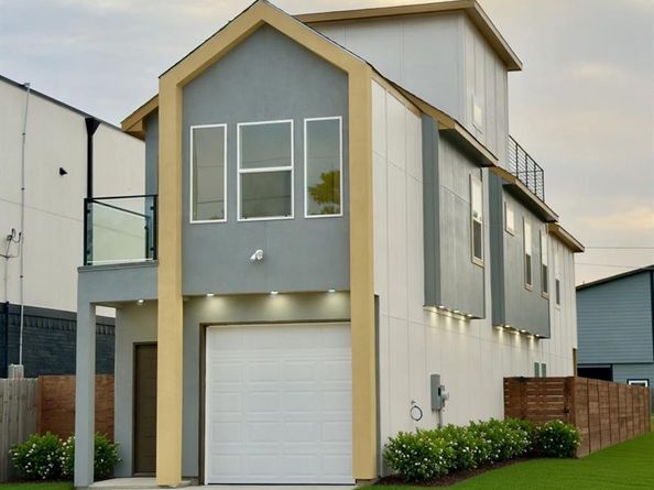 2505  Pennsylvania Avenue , Dallas Texas 75215