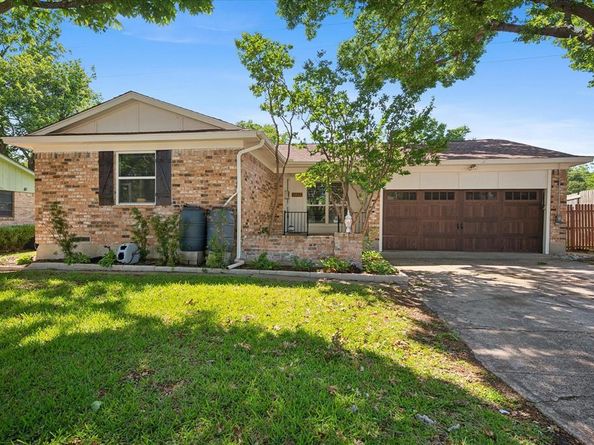 1903  Provincetown Lane , Richardson Texas 75080
