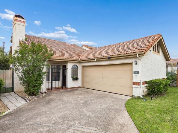 623  Rancho Circle , Irving Texas 75063