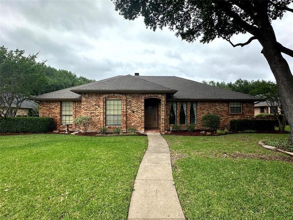 2401  Radcliffe Drive , Rowlett Texas 75088