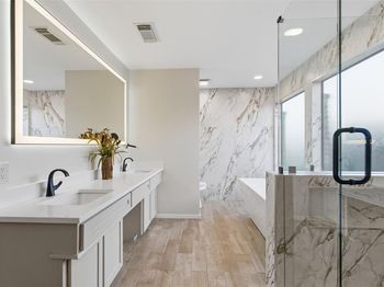 3512  Bender Trail 