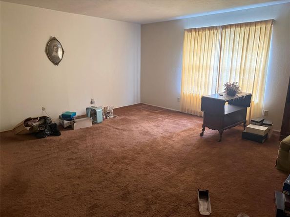 8095  Meadow Road  235, Dallas Texas 75231