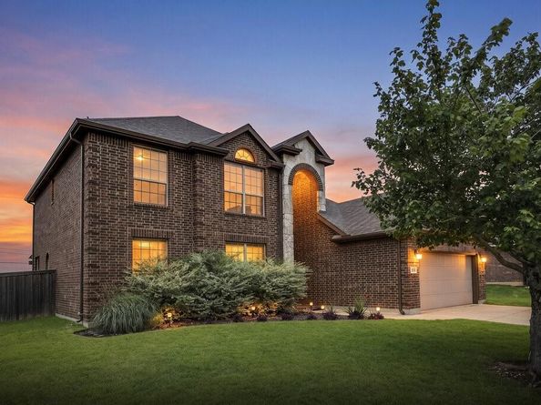 1046  Chandler Street , Kennedale Texas 76060