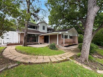 6878  Burwood Lane 