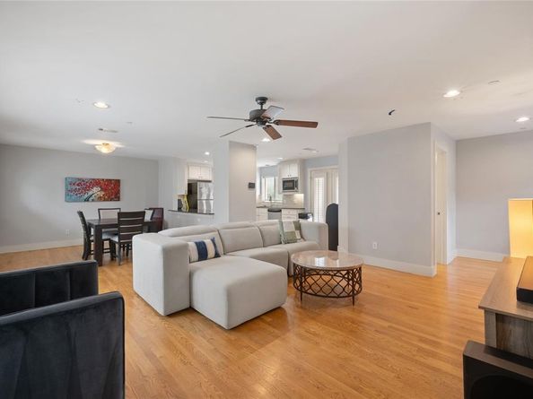 5737  Live Oak Street  1, Dallas Texas 75206