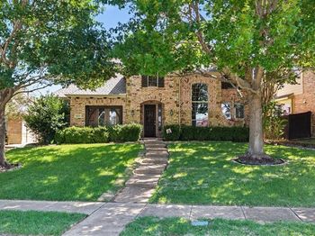 1825  Marshall Drive 