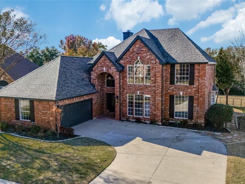 2822  Roundrock  , McKinney Texas 75072