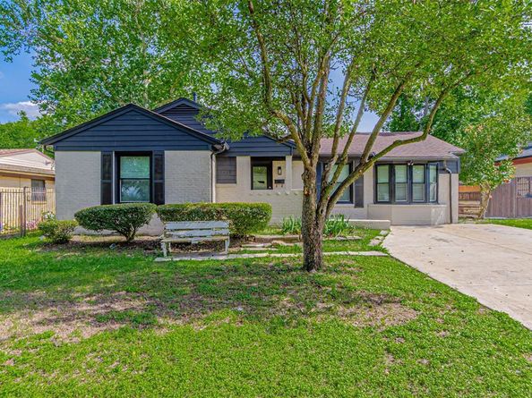 2618  Centerville Road , Dallas Texas 75228