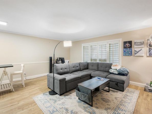 11104  Valleydale Drive  B, Dallas Texas 75230