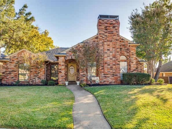 2332  Heatherwoods Way , Carrollton Texas 75007