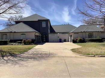 911  Walnut Falls Circle 