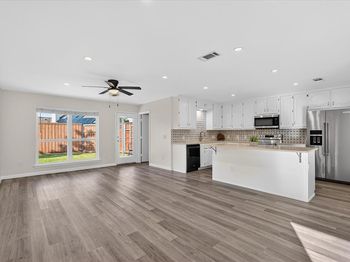 1402  Country Lane 
