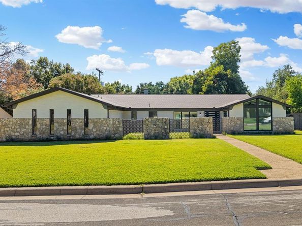 3757  Arroyo Road , Fort Worth Texas 76109