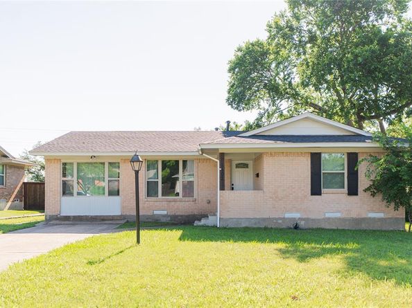 1102  Lorrie Drive , Richardson Texas 75080