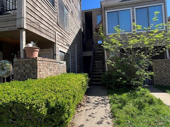 9811  Walnut Street  201, Dallas Texas 75243