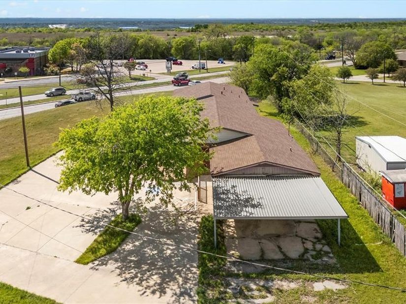 5338  Boat Club Road , Fort Worth Texas 76135