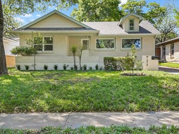 1918  Elmwood Boulevard 