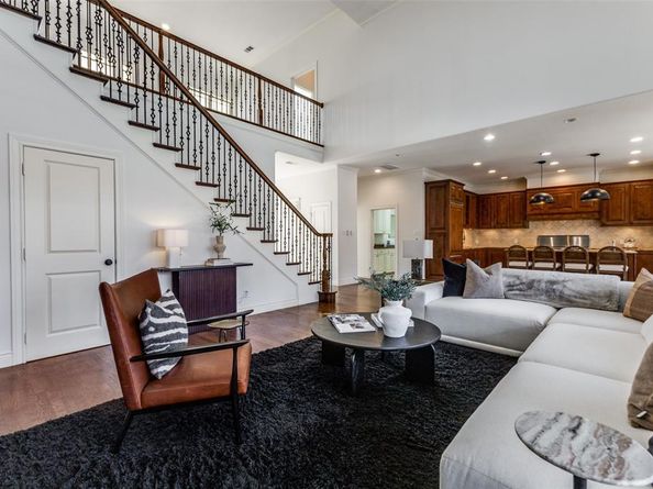 4149  Lively Lane , Dallas Texas 75220
