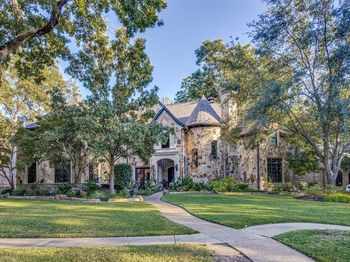 2813  Hidden Forest Drive 