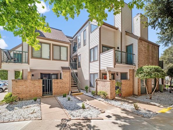 2310  Bamboo Drive  J207, Arlington Texas 76006
