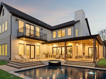 1811  Bermuda Street 