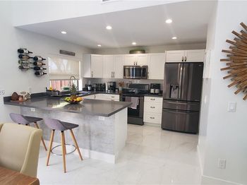 6005 NW 170th Ter