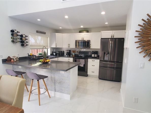 6005 NW 170th Ter, Hialeah FL 33015
