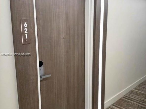 2301 Collins Ave 621, Miami Beach FL 33139